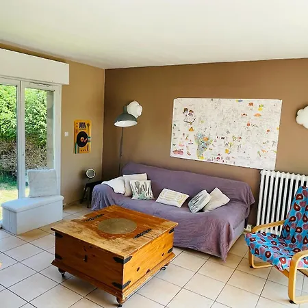 Holiday home Belle Maison 3 Chambres, Jardin